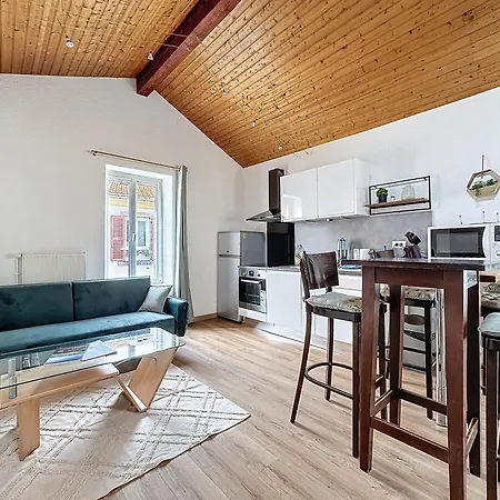 Appartement F3 Refait à Neuf En Centre Liberation *